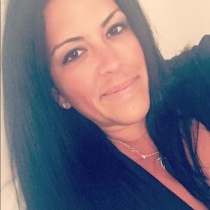 Meet your Posher, Celeste